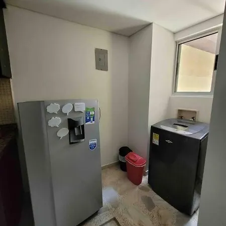 Apartamento Acogedor Barrio La Floresta Medellín Exterior foto
